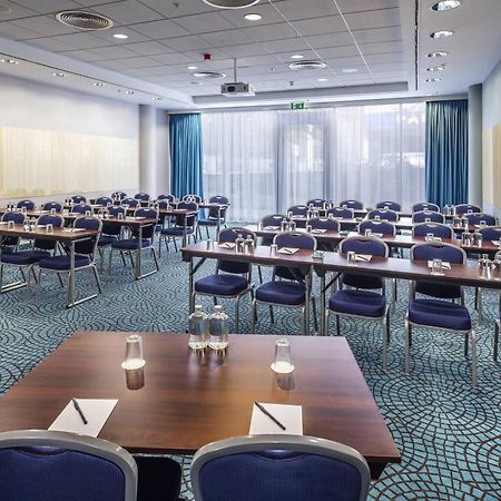 Courtyard By Marriott Prague City Бизнес снимка