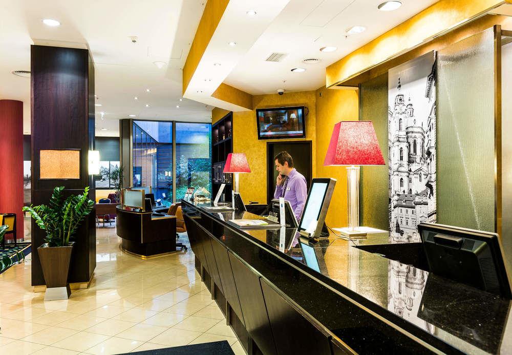 Courtyard By Marriott Prague City Екстериор снимка