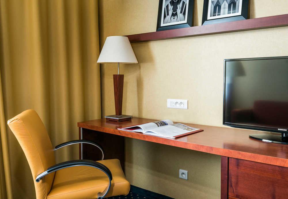 Courtyard By Marriott Prague City Екстериор снимка