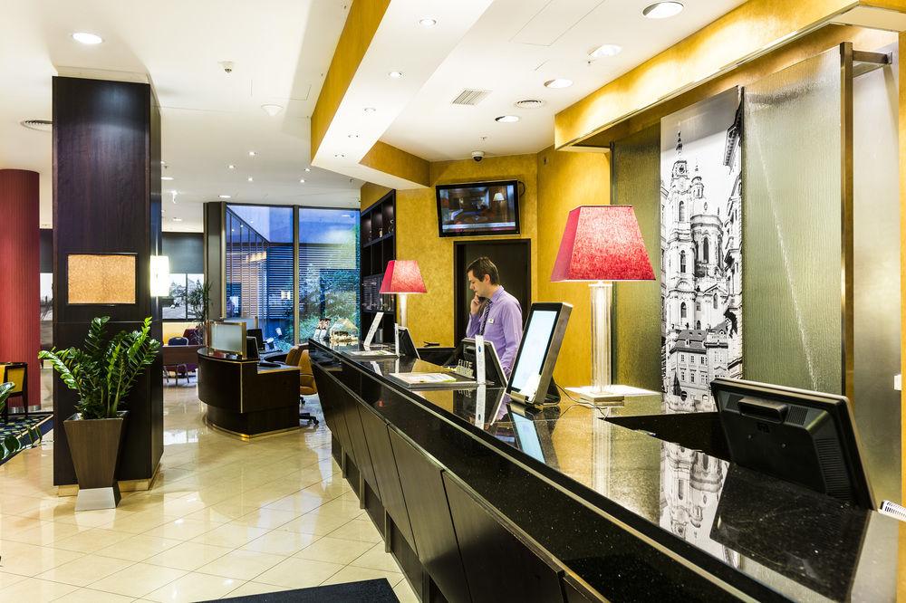 Courtyard By Marriott Prague City Екстериор снимка