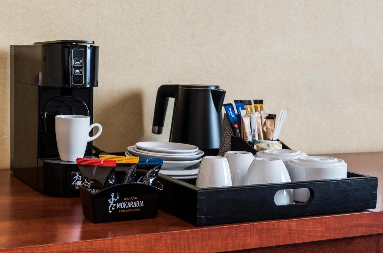 Courtyard By Marriott Prague City Екстериор снимка